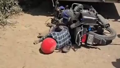 सिधौली: मनवा चौकी के पास सड़क पर खड़े कंटेनर से टकराई तेज रफ्तार बाइक, दो लोगों की हुई दर्दनाक मौत