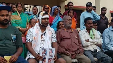 #ମାଛ_ବ୍ୟବସାୟୀ_ଙ୍କୁ_ମରଣାନ୍ତକ_ଆକ୍ରମଣ
ଅଭିଯୋଗ ୧୦ ଦିନ ହେଲେ ମଧ୍ୟ୍ୟ ପୋଲିସ ର ହାତ ଖାଲି
ଏକ ସାମ୍ବାଦିକ ସମିଳନୀ ଜରିଆରେ କ୍ଷଭୋ କ୍ଷୋଭ ...