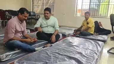 ସୁନ୍ଦରଗଡ: ମହାମହିମ ରାଷ୍ଟ୍ରପତିଙ୍କ ରାଉରକେଲାଗସ୍ତ ବେଳେ ପୂର୍ବତନ ଜିଲ୍ଲା କଂଗ୍ରେସସଭାପତିଙ୍କ ସମେତ ଏକାଧିକ କର୍ମୀଙ୍କୁ ସୁନ୍ଦରଗଡରେ ଅଟକ ରଖିଛି ପୋଲିସ