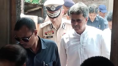 খোয়াই: খোয়াই কচুবাড়ী এলাকায় দলীয় কর্মীর নাশকতার আগুনে পুড়ে যাওয়া বাড়ীতে মুখ্যমন্ত্রী