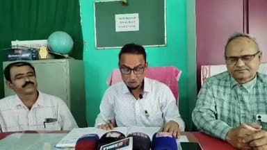 নগাঁও: জুৰীয়াৰ দগাঁও এ কে হাইস্কুলৰ শিক্ষকৰ সংবাদ মেল সম্বোধন কৰি HSLC ৰিজাল্টৰ স্পষ্টীকৰণ