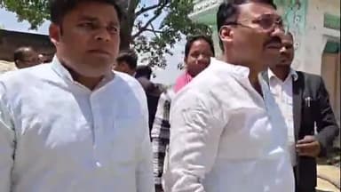 मंझनपुर: भारत यादव के अंतिम संस्कार से परिजनों ने किया इंकार, अड़हरा गांव पहुंचे सपा नेता, नौकरी व कार्रवाई की मांग तेज