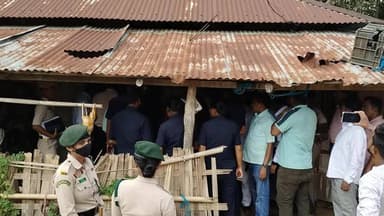 খোয়াই: খোয়াই বিদ্যাবিলে এডিসি নির্বাচনের ফলাফলের পর এক নির্যাতিতার বাড়িতে গেলেন মুখ্যমন্ত্রী