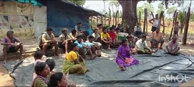 అశ్వారావుపేట: అశ్వారావుపేట కామెడీ గుండ్ల గ్రామంలో అఖిలభారత ఐక్య రైతు సంఘం ముఖ్య నాయకుల సమావేశం