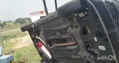 पोटका: पोटका में दर्दनाक सड़क हादसा, अनियंत्रित कार ने टाटा मैजिक और दो बाइक सवारों को रौंदा