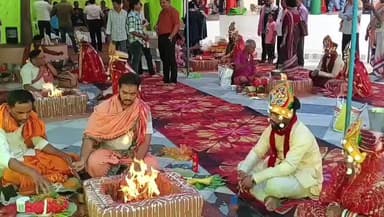 ବୌଦ୍ଧ ସଦର: ଚନ୍ଦ୍ରଚୂଡ଼ ମନ୍ଦିର ପ୍ରାଙ୍ଗଣରେ "ମୁଖ୍ୟମନ୍ତ୍ରୀ କନ୍ୟା ବିବାହ ଯୋଜନା"ରେ ଏଗାର ଯୋଡ଼ି ନବଦମ୍ପତ୍ତି ଙ୍କ ସାମୁହିକ ବିବାହ