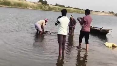 వెంకటాపురం: అంజన్న గూడెం సమీపంలోని గోదావరిలో చేపల వేటకు వెళ్లి మత్స్యకారుడు మృతి