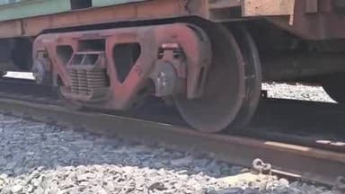 आबू रोड: आबूरोड के गांधीनगर पुल के नजदीक डीएसपी लाइन पर दर्दनाक हादसा, मालगाड़ी की चपेट में महिला और 3 साल की मासूम की हुई मौत