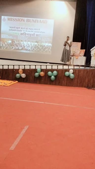 सुनिए एक सफल होते हुए बच्चे की मां के शब्द।