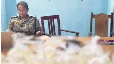 बारुन: बारुण सोन दियरा में पुलिस ने की बड़ी कार्रवाई, 60 लीटर अवैध महुआ शराब जब्त, दो धंधेबाज़ फरार