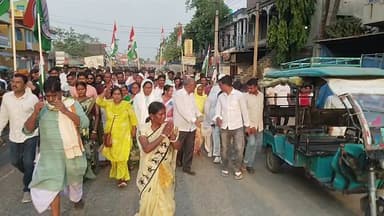 ঘড় ভাঙ্গলো হুমায়ুন কবিরের। AJUP প্রার্থী ষষ্ঠী চরণ মাল যোগ দিলেন তৃণমূলে।বড়ঞায় প্রচারের শেষ লগ্নে তৃণমূলের জনজোয়ার।...