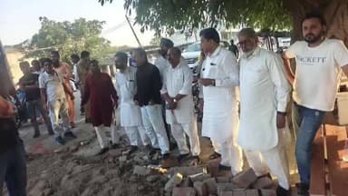 बिलासपुर: बिलासपुर थाना क्षेत्र में दो मजारों को हटाने के मामले में पूर्व विधायक संजय कपूर ने मौके पर जाकर लिया जायजा