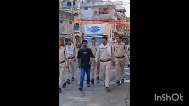 इटारसी: इटारसी पुलिस ने चाकूबाजी के मुख्य आरोपी को गिरफ्तार कर शहर में निकाला पैदल जुलूस