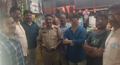 తెనాలి: ఆన్లైన్ క్రికెట్ బెట్టింగ్ ఆడుతున్న ఇద్దరు వ్యక్తులను అదుపులోకి తీసుకున్న టాస్క్ ఫోర్స్ పోలీసులు