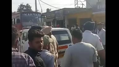 ਜਲੰਧਰ 1: ਢਿਲਵਾ ਰੋਡ ਵਿਖੇ ਇੱਕ ਕੈਂਟਰ ਅਤੇ ਬਾਈਕ ਵਿਚਾਲੇ ਹੋਈ ਭਿਆਨਕ ਟੱਕਰ ਬਾਈਕ ਸਵਾਰ ਦੀ ਹੋਈ ਮੌਤ