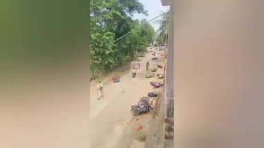 মেদিনীপুর: দাতন বিধানসভা কেন্দ্রে বিজেপি প্রার্থীর বাইক রালিতে হামলার ঘটনায় আহতদের মেদিনীপুর হাসপাতালে দেখতে বিজেপি প্রার্থী