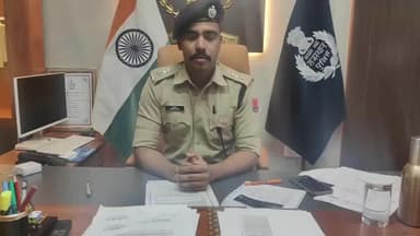 सीकरी: सीकरी पुलिस ने थाना इलाके से मोटरसाइकिल चोरी गिरोह का पर्दाफाश कर एक आरोपी को दबोचा, कई बाइक की ज़ब्ती की