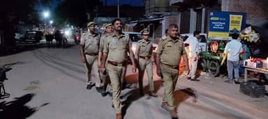 #bandapolice पुलिस अधीक्षक बांदा #पलाश_बंसल के निर्देशन में जनपद में शांति एवं कानून व्यवस्था तथा आम जनमानस में सुरक्षा ...