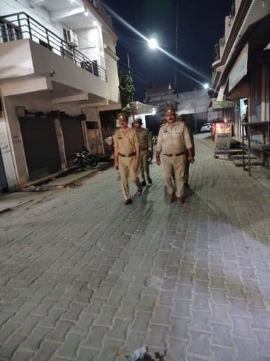 #SPKheri के निर्देशन में कानून व्यवस्था, शांति व सुरक्षा-व्यवस्था बनाये रखने के उद्देश्य से व आमजन में पुलिस के प्रति वि...