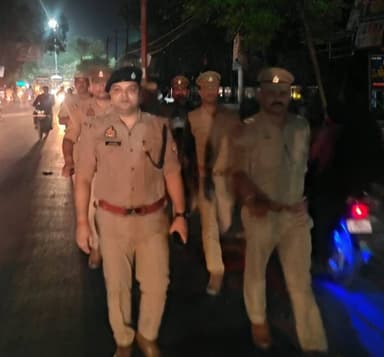 जनपद कुशीनगर में शान्ति/सुरक्षा एवं कानून व्यवस्था को सुदृढ़ बनाये रखने हेतु क्षेत्राधिकारी कसया श्री कुन्दन कुमार सिंह...