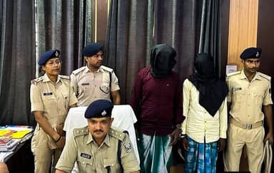 किशनगंज पुलिस द्वारा अर्राबाड़ी थाना अंतर्गत बालूबाड़ी गांव में मकई के खेत में महिला के हत्याकांड का महज 05 दिनों के अंद...