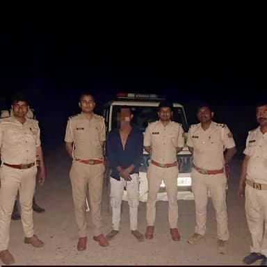 घनश्यामपुर थाना कांड संख्या-01/26 धारा 30(a) बिहार मद्यनिषेध अधिनियम एवं आर्म्स एक्ट के प्राथमिकी अभियुक्त 1. केशव मिश्र...