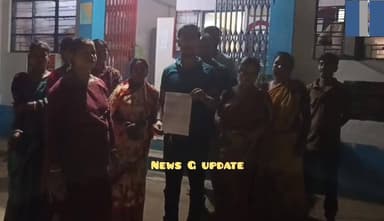 আমতলী বারুইটিলার উশৃঙ্খল মহিলা কল্যাণী ঘোষের বিরুদ্ধে এক সপ্তাহের ব্যবধানে আবারো মামলা দায়ের আমতলী থানায়।
#newsgupdate...