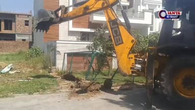 जगाधरी की ओमेक्स सिटी में चला बुलडोजर: 200 से ज्यादा अवैध निर्माण ध्वस्त
#yamunanagar #jagadhri #छछरौली #प्रतापनगर #बिला...