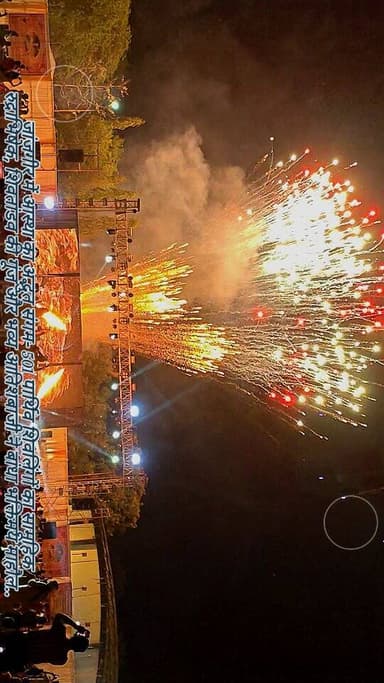 जांजगीर में आस्था का अद्भुत संगम- 501 पार्थिव शिवलिंगों का सामूहिक रुद्राभिषेक, शिवतांडव की गूंज और भव्य आतिशबाजी ने बां...