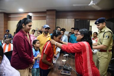 सीबीएसई कक्षा 10वीं में उत्कृष्ट प्रदर्शन करने वाले मेधावी विद्यार्थियों का सम्मान 🎓
85% से अधिक अंक प्राप्त करने वाले ...