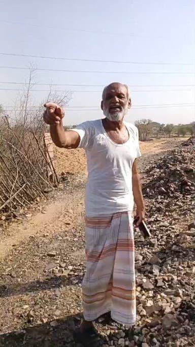 इनकी भी सुने 😎🤔