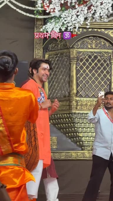 प्रथम दिन 🕉️🙏🏻
Follow @my_world_prayagraj
#prayagraj #bageshwar #bageshwardhamsarkar #bajrangbali #explore