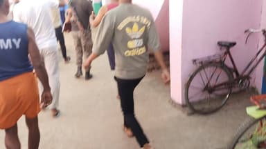 बिहार के रोहतास जिला में नोखा विधानसभा क्षेत्र में राजपुर क्षेत्र के उत्कृमित उदु मध्य विद्यालय रामुडिह गांव में 5kg गाय