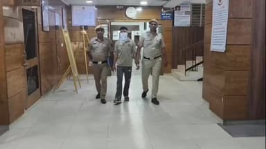 दिल्ली: बदमाश ने पुलिस हेड कांस्टेबल को देख की फायरिंग, बहादुर पुलिसकर्मी ने अकेले ही किया गिरफ्तार