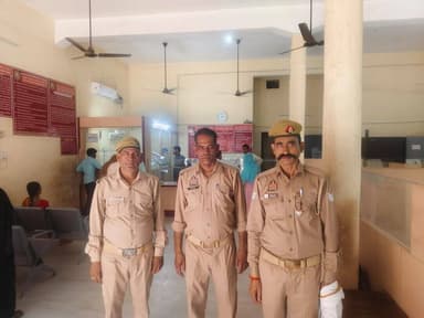 #SSP_BDN के निर्देशन में अपराध/अपराधियों पर नियंत्रण के दृष्टिगत #थाना_जरीफनगर पुलिस द्वारा #बैंक_चेकिंग अभियान चलाकर बै...