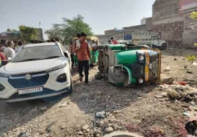 #भरतपुर। बयाना कस्बे की नई सब्जी मंडी के पीछे बुधवार सुबह एक बेकाबू पिकअप ने भारी तबाही मचाई, जिससे इलाके में अफरा-तफरी ...