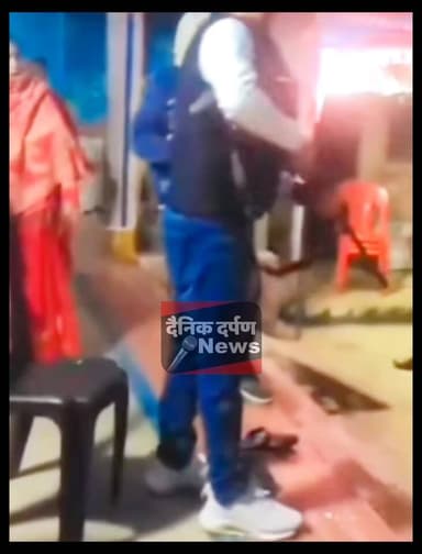 किशनगंज में हर्ष फायरिंग का वायरल वीडियो बना पुलिस के लिए सिरदर्द, वार्ड पार्षद गिरफ्तार, पूर्व लल्लू मुखिया फरार
#Kisha...