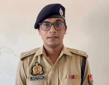 #HardoiPolice
अवगत कराना है कि दिनांक 21.04.2026 को वादी सुमित कुमार पुत्र प्रमोद कुमार शुक्ल नि0ग्रा0 लखनौर थाना पचदेवर...