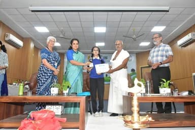 **विश्व पृथ्वी दिवस पर जल संरक्षण कार्यशाला आयोजित, छोटे प्रयासों पर दिया जोर**
मंदसौर, 22 अप्रैल 2026। विश्व पृथ्वी दि...