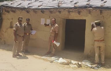 👉 थाना देल्हूपुर पुलिस द्वारा हत्या के प्रयास सहित विभिन्न गंभीर धाराओं में वांछित फरार अभियुक्त के विरुद्ध धारा 84 BNSS...