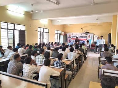 युवा संगम रोजगार मेले में 50 युवाओं का चयन
---------
ऑटोमोबाइल क्षेत्र की कंपनी बनी युवाओं की पहली पसंद, 25 युवाओं को मि...