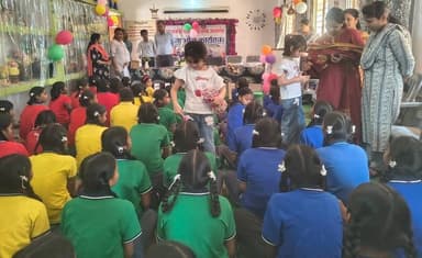 प्रधानमंत्री पोषण योजना अंतर्गत राज्य शासन की पहल “नेवता भोज” का आयोजन आज कस्तूरबा आवासीय विद्यालय, कोंडागांव में किया ग...