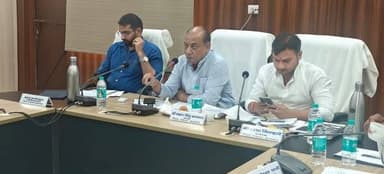 #बालाघाट
जिला पंचायत की सामान्य प्रशासन समिति की बैठक संपन्न, विभागीय योजनाओं की हुई समीक्षा
जिला पंचायत बालाघाट की साम...