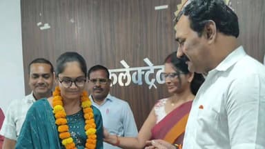 प्रावीण्य सूची में स्थान बनाने वाली शासकीय उच्चतर माध्यमिक विद्यालय बाणसागर में अध्यनरत कुमारी अनामिका कुशवाहा ने अपना अ...