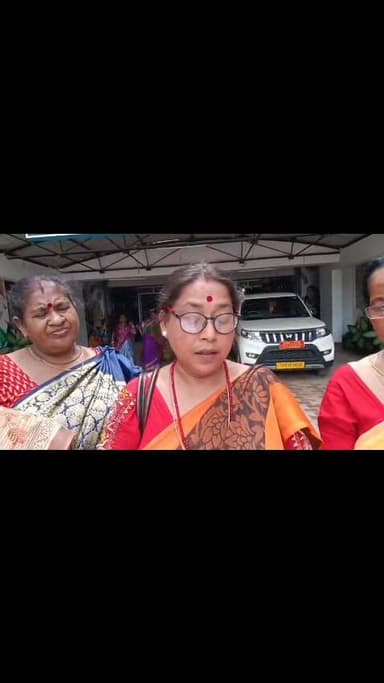 সুপ্রিম কোর্টের রায়ও অগ্রাহ্য?
ত্রিপুরায় অঙ্গনওয়াড়ি কর্মীদের বিস্ফোরক দাবি
#SupremeCourt #Justice #Anganwadi #NewsUpdate...