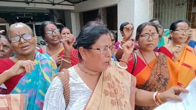 ডেপুটেশনেও সমাধান নয়!
অঙ্গনওয়াড়ি কর্মী-সহায়িকাদের ক্ষোভে সরব ত্রিপুরা
#Tripura #Anganwadi #Protest #breakingnewsbanglad...