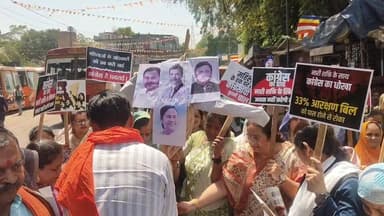 हमीरपुर : भाजपा की महिला पदाधिकारी व कार्यकर्ताओं ने विपक्षी दलों का फूंका पुतला,
नारी शक्ति वंदन अधिनियम (महिला आरक्ष...