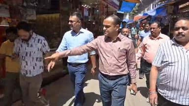 “मां मनसा देवी मार्ग पर डीएम-एसएसपी का सख्त एक्शन 🔥 अपर रोड और उड़न खटोला क्षेत्र में अतिक्रमण पर चला प्रशासन का डंडा फु...