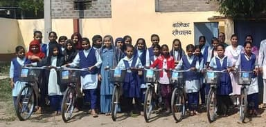 सत्र शुरू होते ही सायकल, बच्चों के चेहरे खिले
देवास। शासकीय माध्यमिक विद्यालय हवनखेड़ी में नए सत्र 2026-27 की प्रवेश प्र...