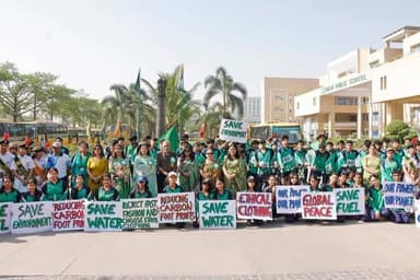 अर्थ डे पर डीपीएस ग्रेटर फरीदाबाद ने मनाया 13वां स्थापना दिवस, बच्चों ने लिया पर्यावरण संरक्षण का संकल्प...
डीपीएस ग्रे...